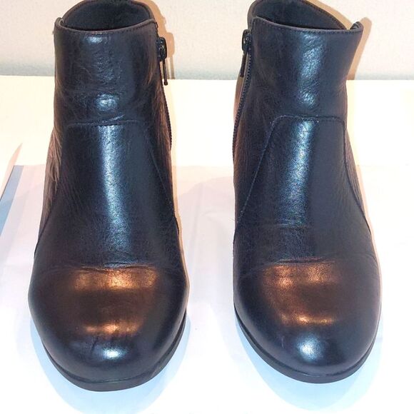Easy Spirit Black Leather Ankle Boots Booties Comfortable Shoes Black Size 6W - Picture 3 of 14
